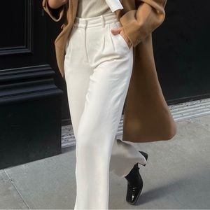 ARITZIA wilfred effortless pant in size 00 / color white